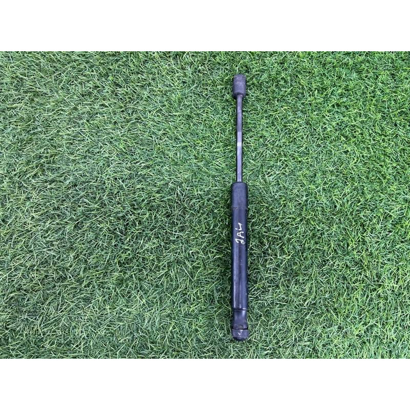 Амортизатор багажника (кузов и элементы) AUDI A4 B6 2003 1.8 BFB 4B5827552G