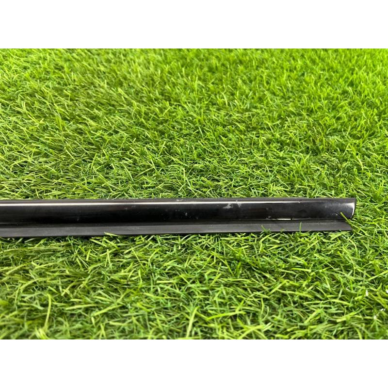 Молдинг скла (кузов і елементи) BMW 3-series E92 2010 3.0 N54 51338036658