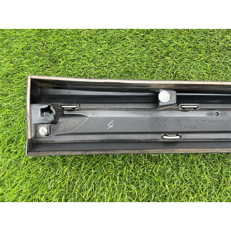 Накладка двери внешняя (кузов и элементы) Mitsubishi Outlander GF 2017 2.4 5727A484