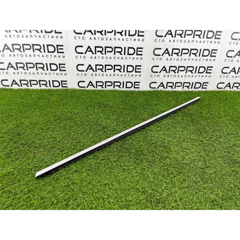 Молдинг стекла (кузов и элементы) Cadillac Xt5 1 2016 3.6 84175890