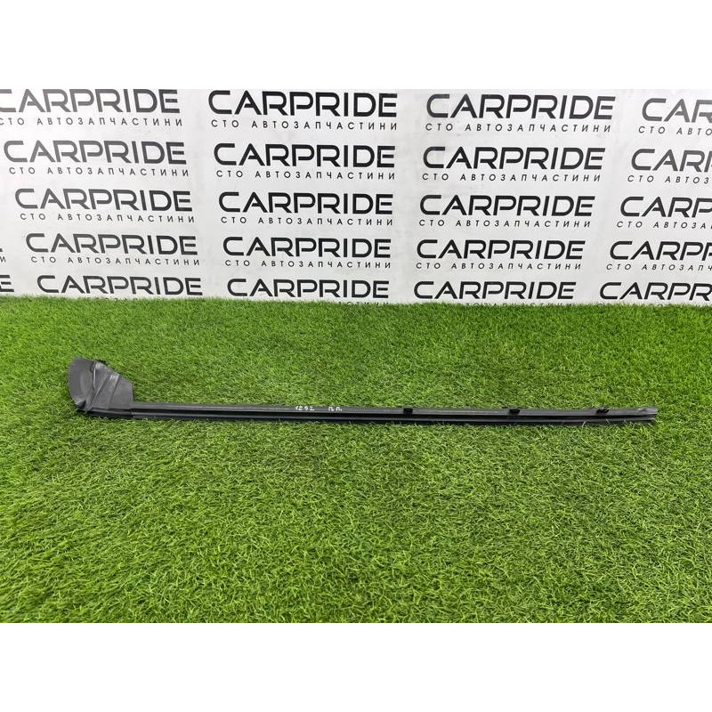 Внутрішній молдинг скла (зовнішні елементи кузова) BMW 3-series E92 2010 3.0 N54 51337119090