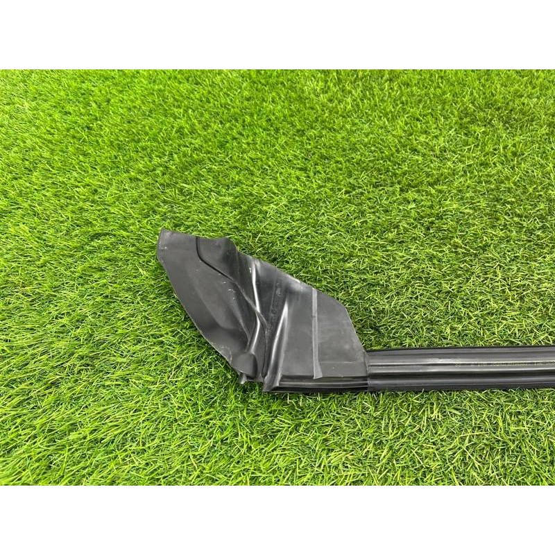 Внутрішній молдинг скла (зовнішні елементи кузова) BMW 3-series E92 2010 3.0 N54 51337119090