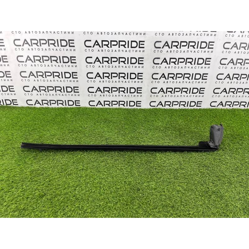 Внутрішній молдинг скла (зовнішні елементи кузова) BMW 3-series E92 2010 3.0 N54 51337119090