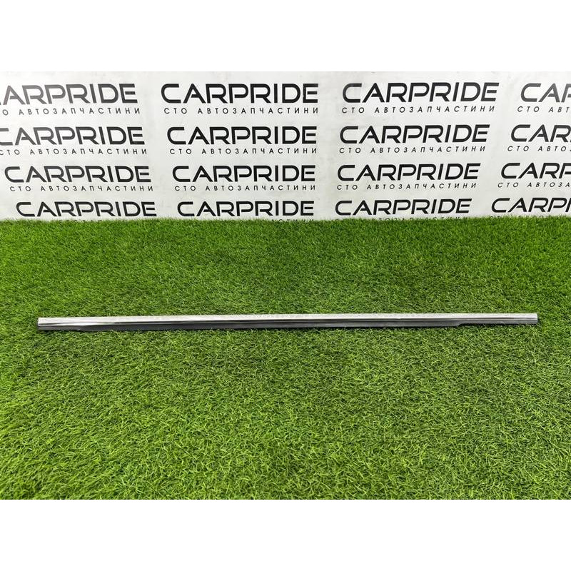 Молдинг стекла (кузов и элементы) Hyundai Sonata LF 2015 2.4 83220C1000