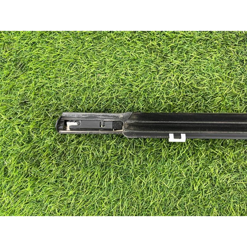 Молдинг стекла (кузов и элементы) Hyundai Sonata LF 2015 2.4 83220C1000