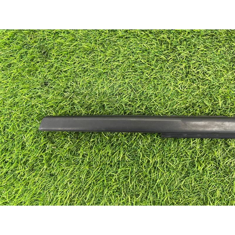 Молдинг скла (кузов і елементи) Jeep Cherokee Trailhawk 2014 2.4 68156232AA