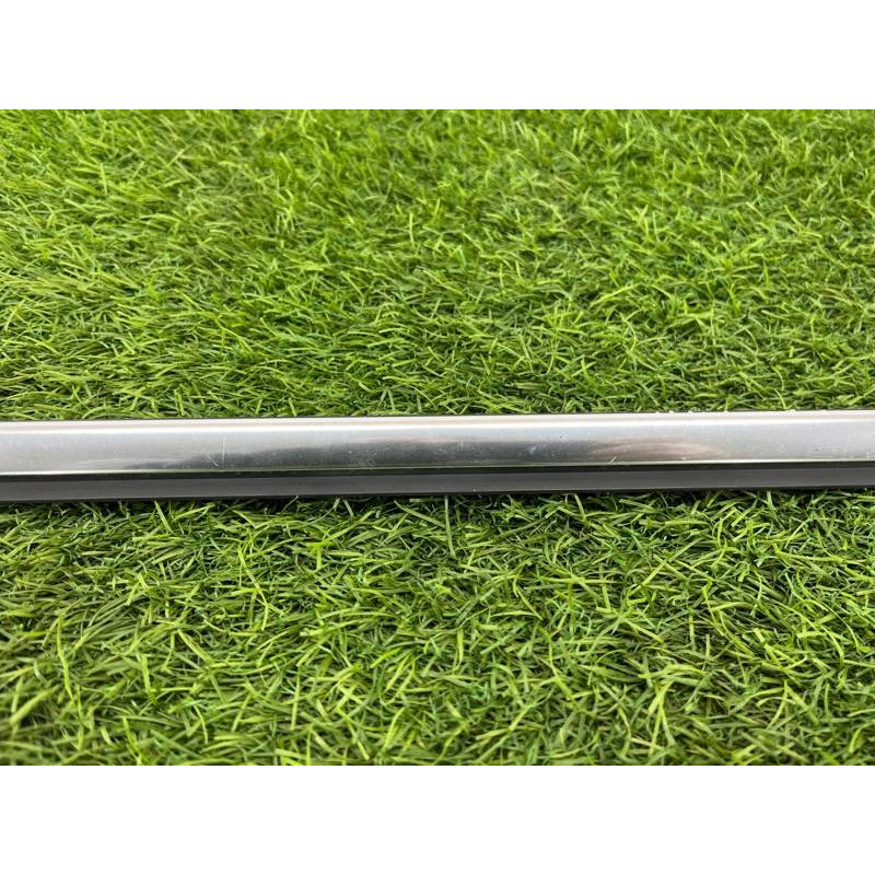 Молдинг скла (кузов і елементи) BMW 3-series E93 2010 3.0 N52 51337173552