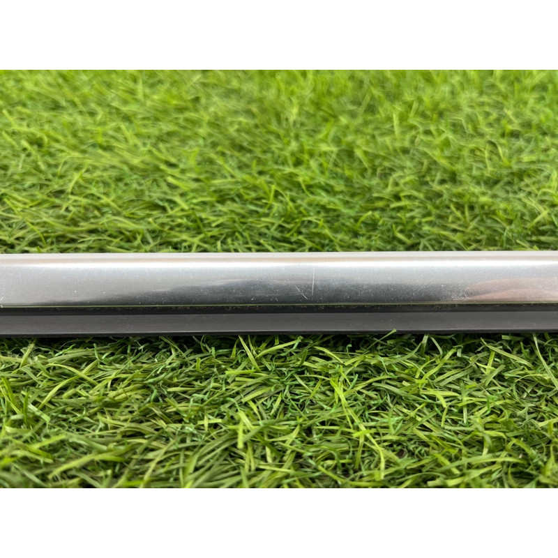 Молдинг скла (кузов і елементи) BMW 3-series E93 2010 3.0 N52 51337173552