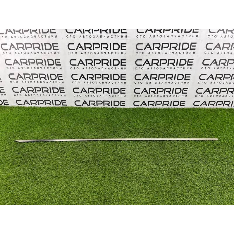 Молдинг стекла (кузов и элементы) Mercedes-Benz E-class W124 1990 3.2 A1246900280