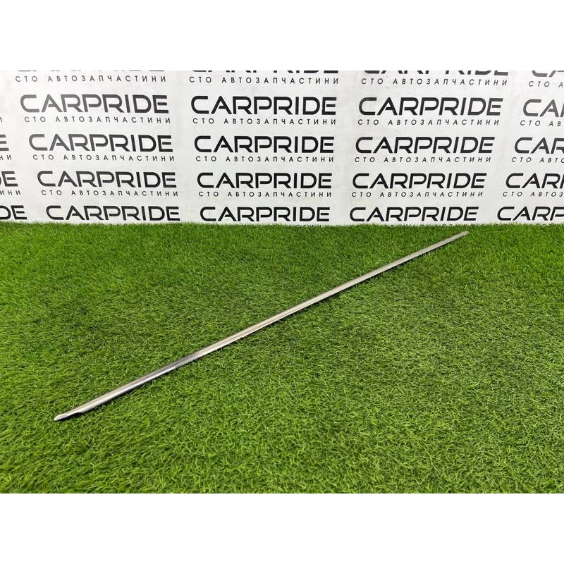 Молдинг стекла (кузов и элементы) Mercedes-Benz E-class W124 1990 3.2 A1246900280