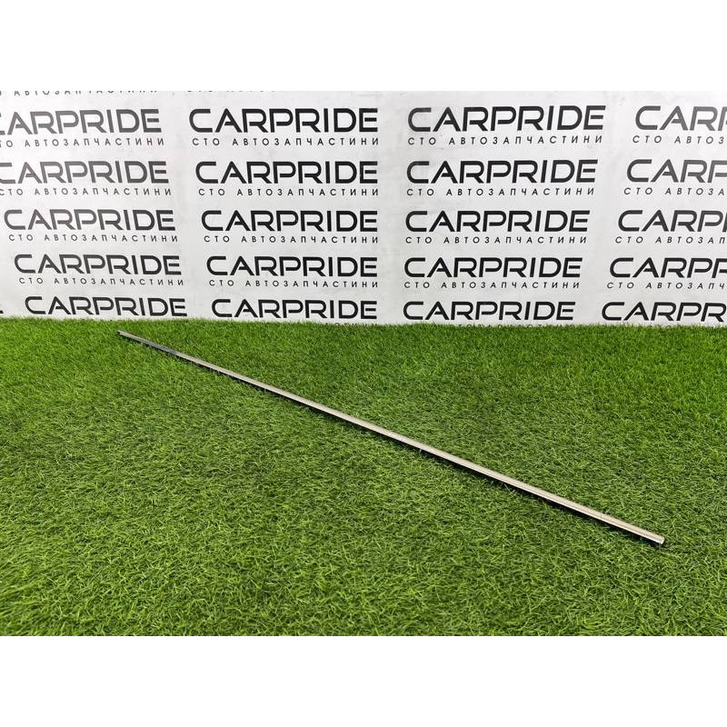 Молдинг стекла (кузов и элементы) Mercedes-Benz E-class W124 1990 3.2 A1246900280