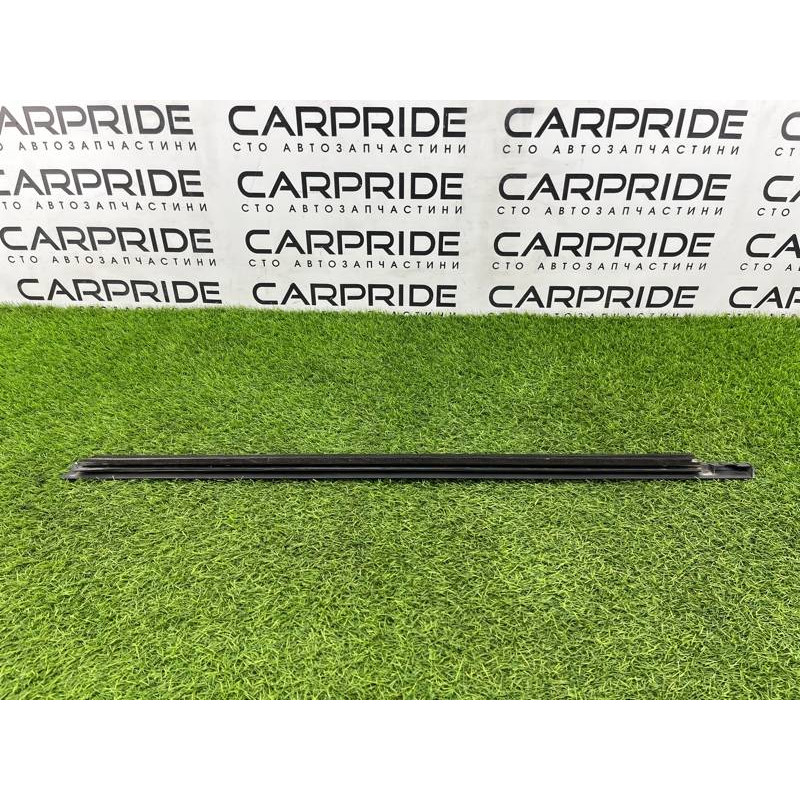 Молдинг стекла (кузов и элементы) LAND ROVER Range Rover P38 1996 4.6 Lucas ALR3146