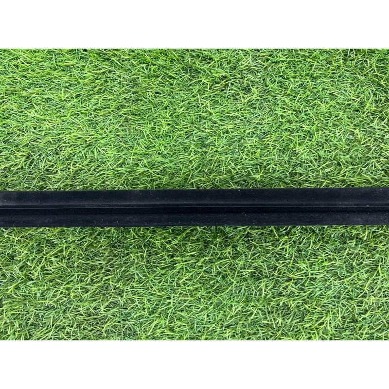 Внутрішній молдинг скла (зовнішні елементи кузова) BMW 3-series E93 2010 3.0 N52 51337187084