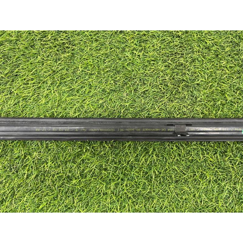 Внутрішній молдинг скла (зовнішні елементи кузова) BMW 3-series E93 2010 3.0 N52 51337187084