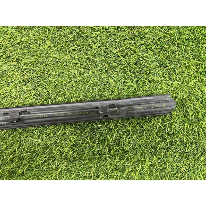 Внутрішній молдинг скла (зовнішні елементи кузова) BMW 3-series E93 2010 3.0 N52 51337187084