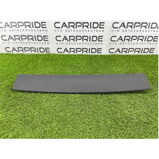 Обшивка крышки багажника