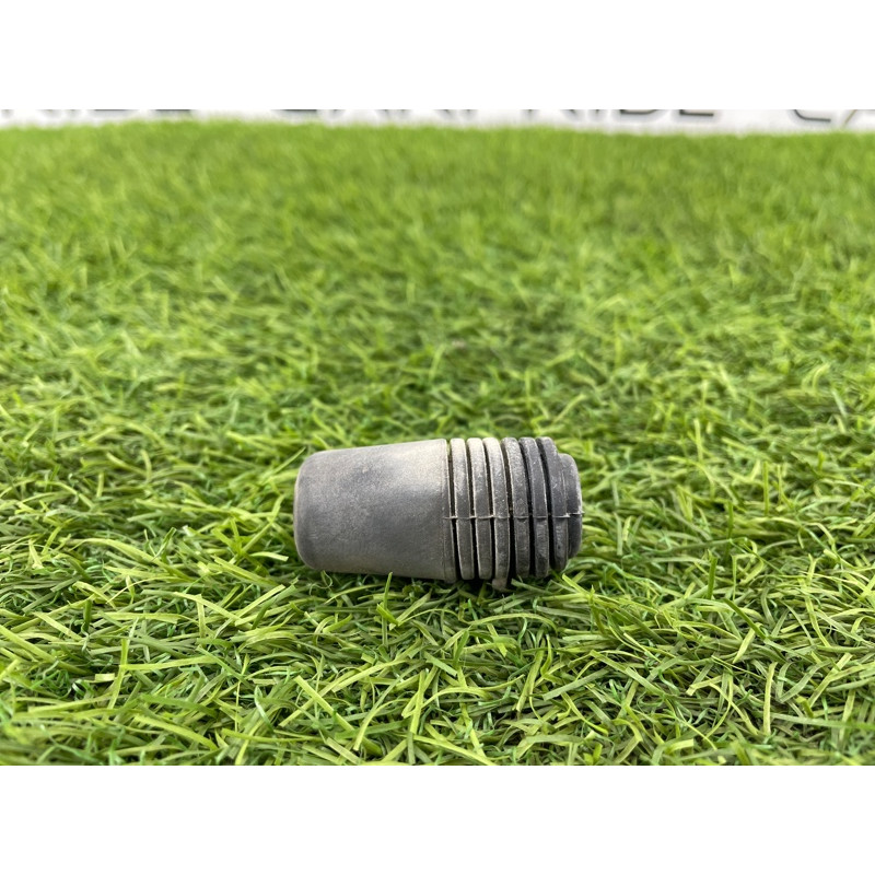 Отбойник крышки багажника (кузов и элементы) FORD ESCAPE MK4 2020 1.5 W718357S300