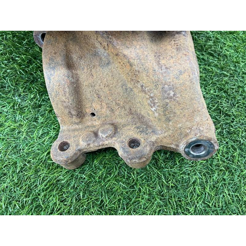 Цапфа подвески (подвеска) Opel Insignia A 2012 2.0 DTH 423561