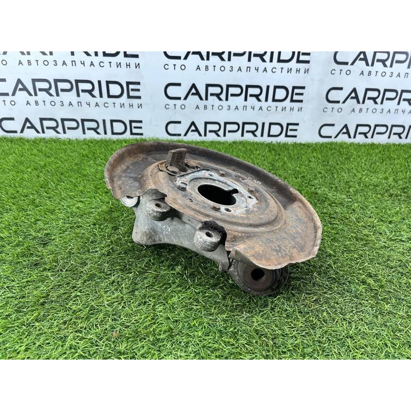 Цапфа подвески (подвеска) BMW 5-series E39 1999 M51d25 33321091336