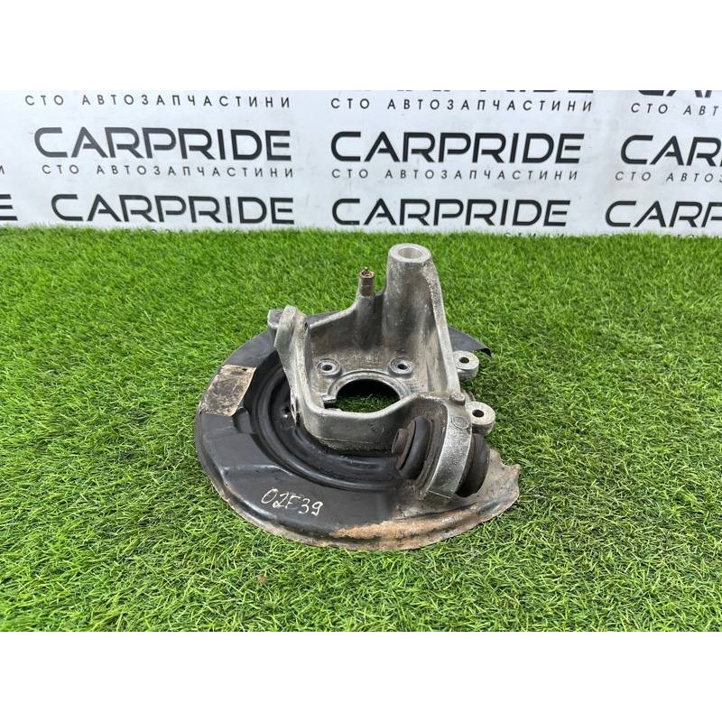 Цапфа подвески (подвеска) BMW 5-series E39 1999 M51d25 33321091336