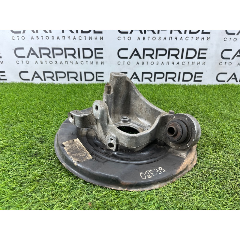 Цапфа подвески (подвеска) BMW 5-series E39 1999 M51d25 33321091336
