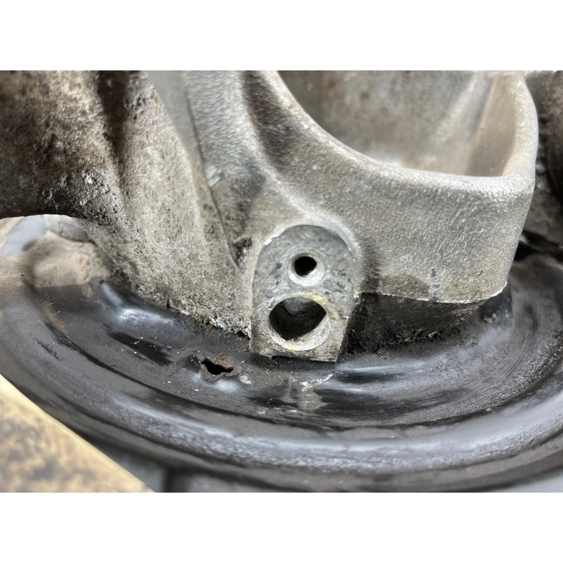 Цапфа подвески (подвеска) BMW 5-series E39 1999 M51d25 33321091336