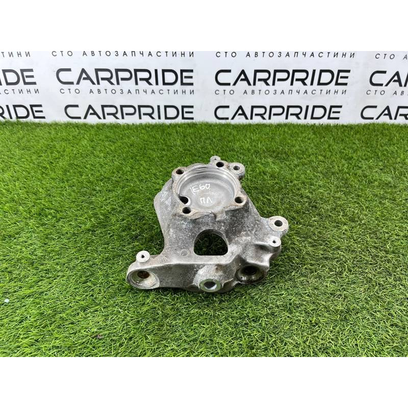 Поворотный кулак (подвеска) BMW 5-series E60 2004 M54B22 31216760953