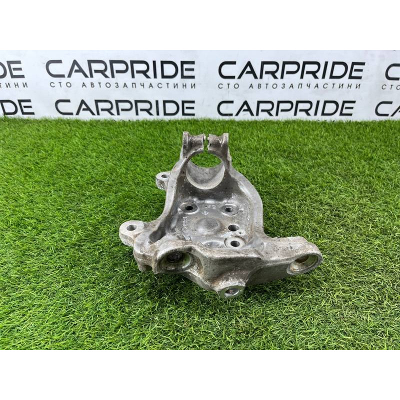 Поворотный кулак (подвеска) BMW 5-series E60 2004 M54B22 31216760953