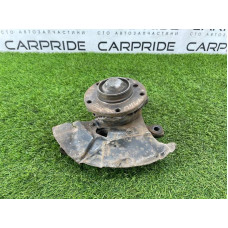 Поворотный кулак