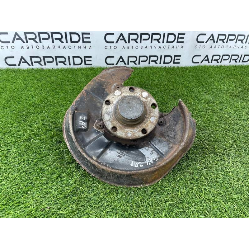 Цапфа подвески (подвеска) AUDI A4 B6 2003 1.8 BFB 8E0505432Q