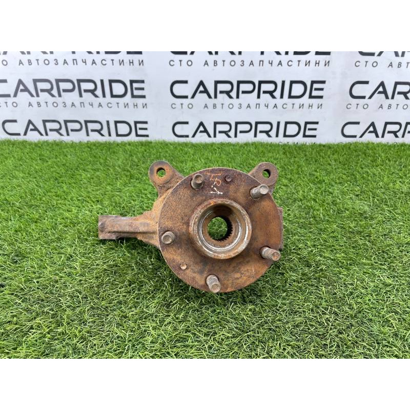 Поворотный кулак (подвеска) LAND ROVER FREELANDER L314 1999 1.8B RUB000040