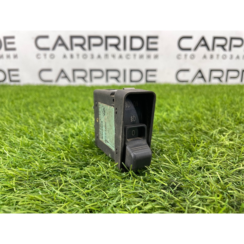 Кнопка противотуманных фар (электрика / кнопки) BMW 5-series E34 61311384007