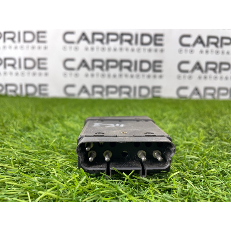 Кнопка противотуманных фар (электрика / кнопки) BMW 5-series E34 61311384007