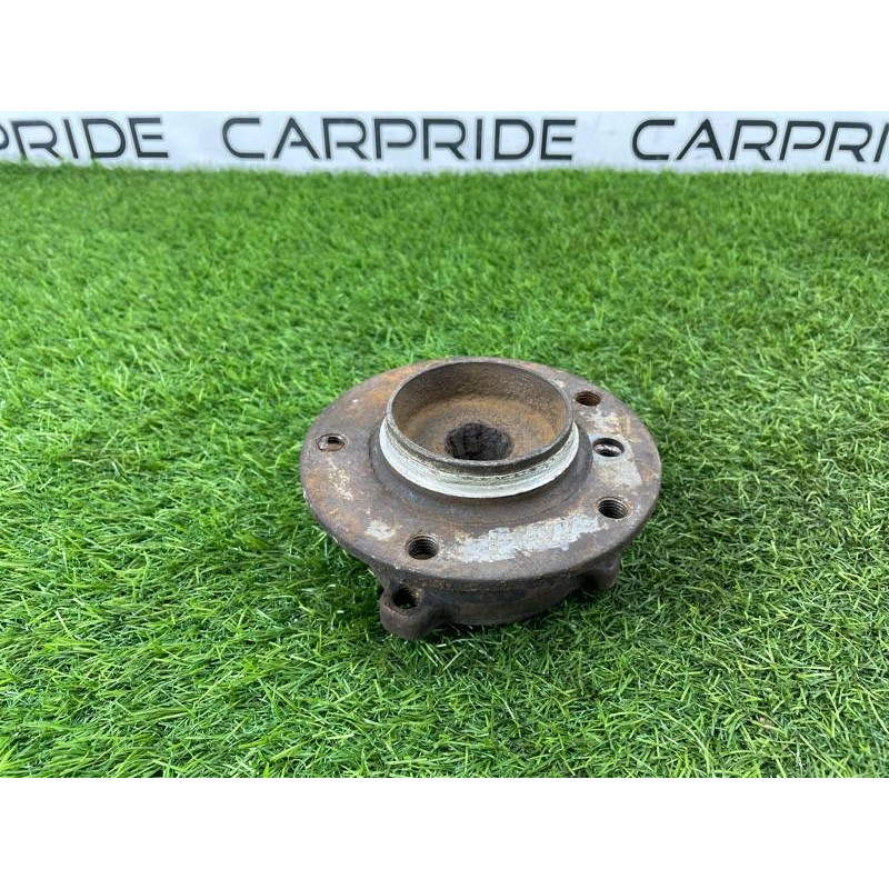 Ступица (подвеска) BMW 5-series E60 M54b30 31226765601