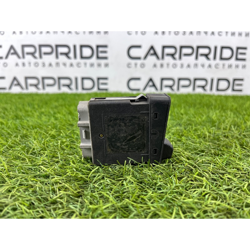 Перемикач світла (електрика) BMW 5-series E34 61318351235