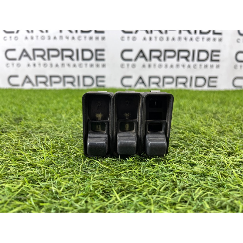 Перемикач світла (електрика) BMW 5-series E34 61318351235