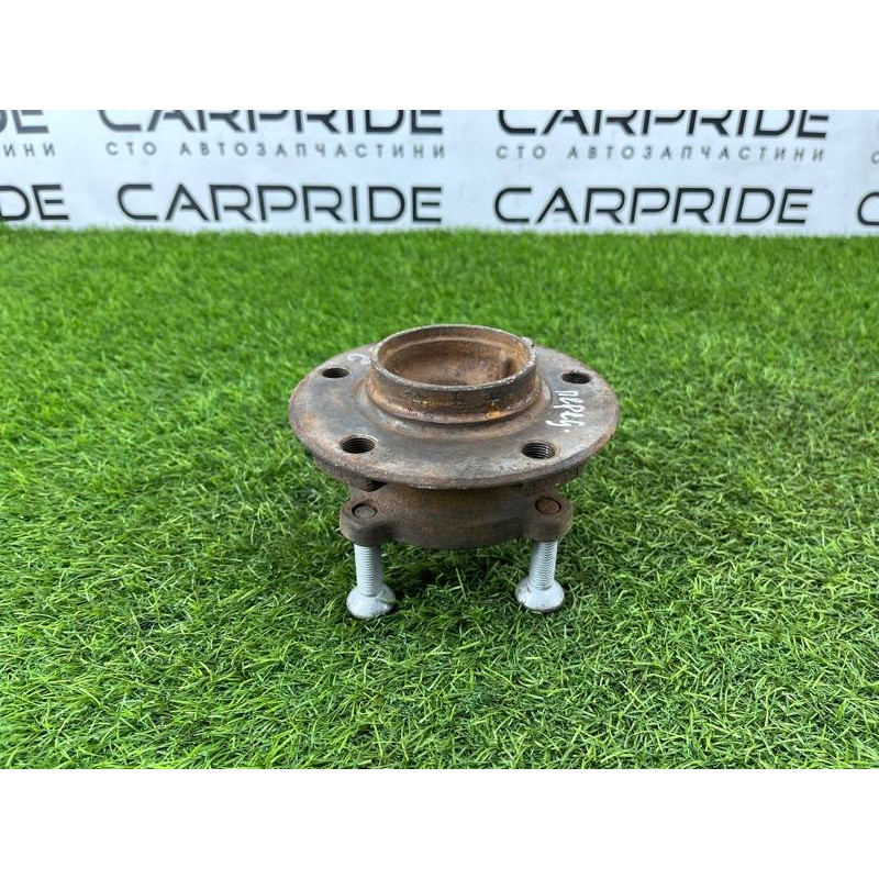 Ступиця (підвіска) BMW 3-series F30 2013 N47D20 31206876840