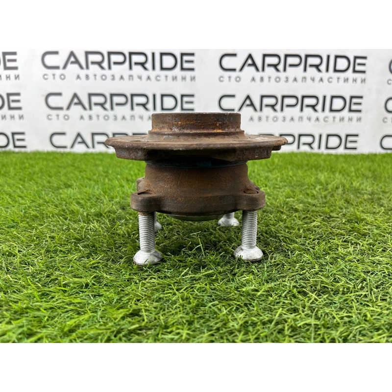 Ступиця (підвіска) BMW 3-series F30 2013 N47D20 31206876840