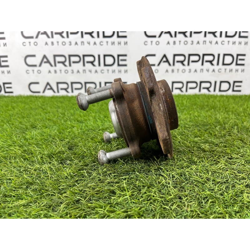 Ступиця (підвіска) BMW 3-series F30 2013 N47D20 31206876840