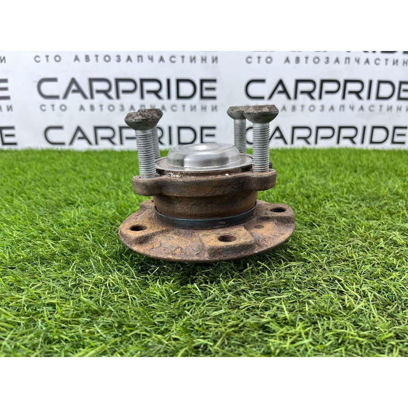 Ступиця (підвіска) BMW 3-series F30 2013 N47D20 31206876840