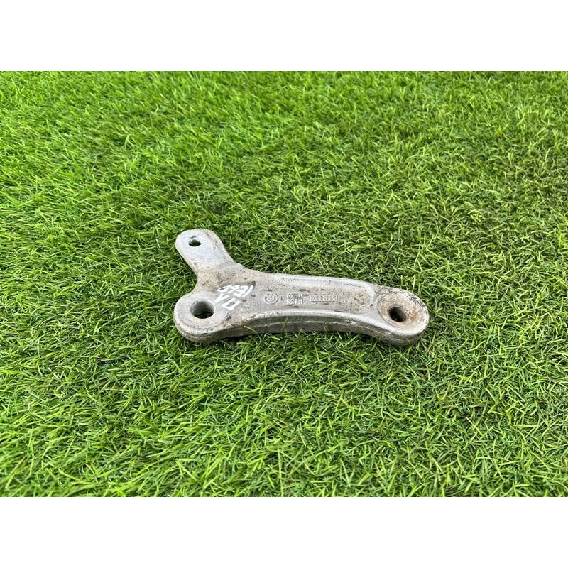 Кронштейн стойки стабилизатора (подвеска) BMW 5-series E60 2004 M54B22 31356758527