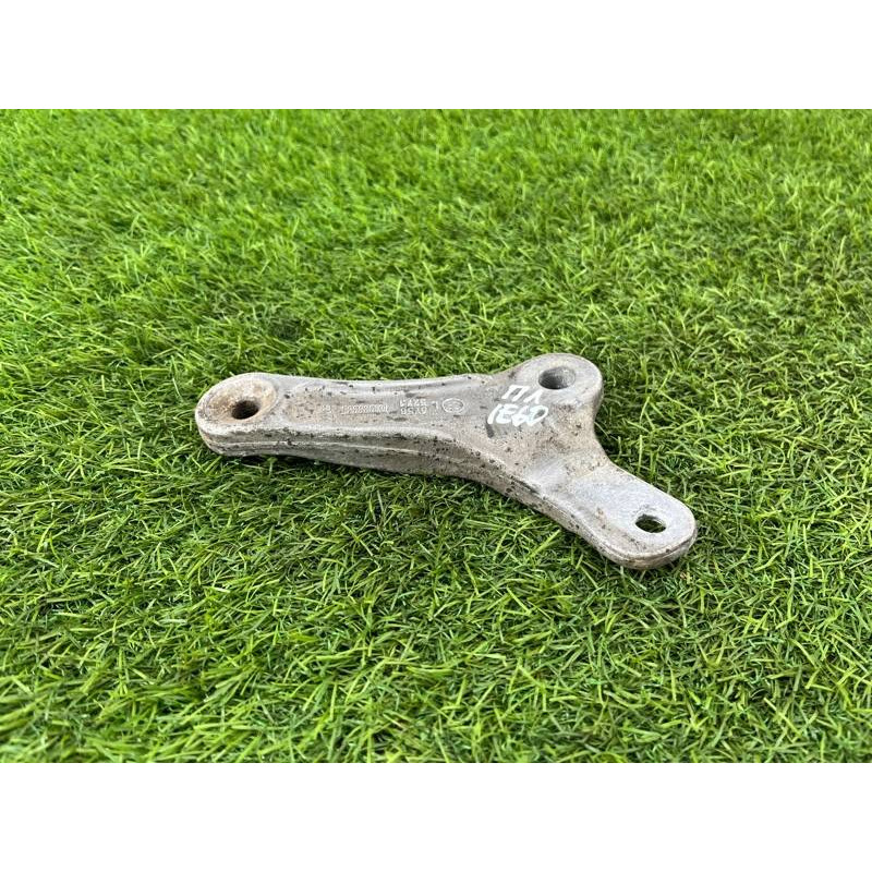 Кронштейн стойки стабилизатора (подвеска) BMW 5-series E60 2004 M54B22 31356758527