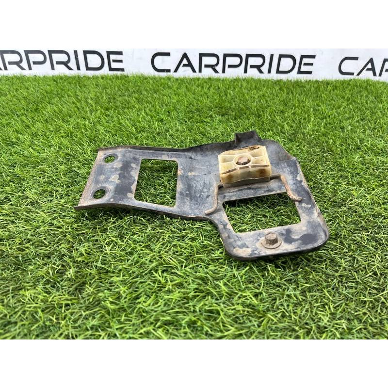 Крепление бампера (кузов и элементы) LAND ROVER Range Rover P38 1996 4.6 Lucas