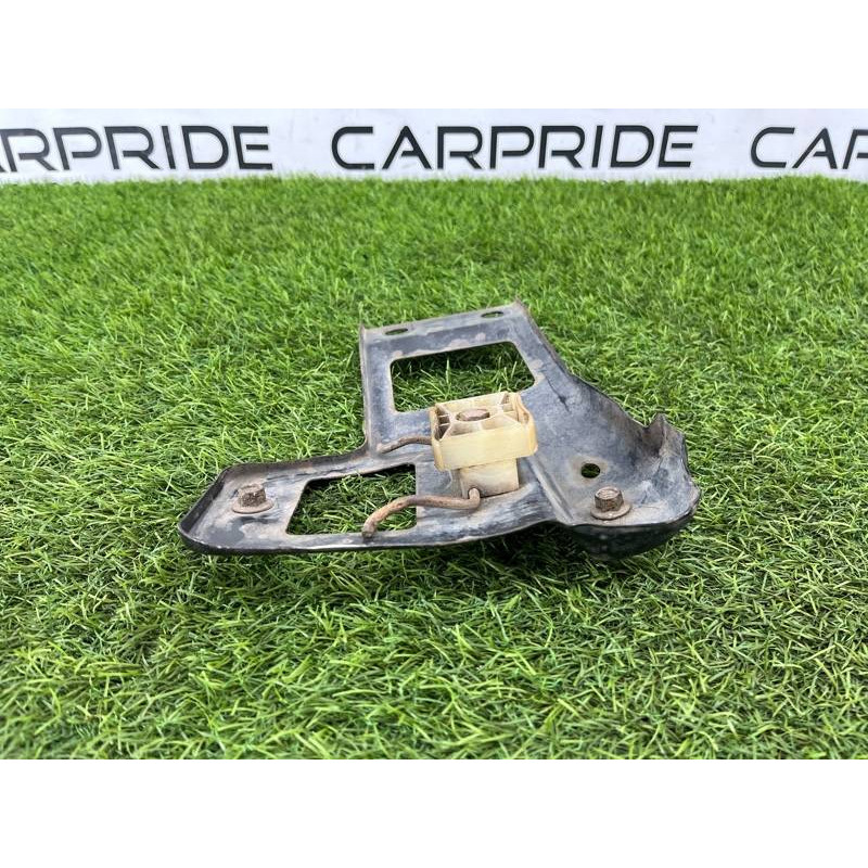 Крепление бампера (кузов и элементы) LAND ROVER Range Rover P38 1996 4.6 Lucas