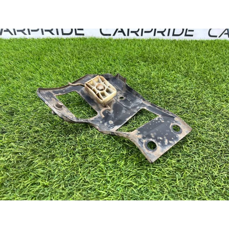 Крепление бампера (кузов и элементы) LAND ROVER Range Rover P38 1996 4.6 Lucas
