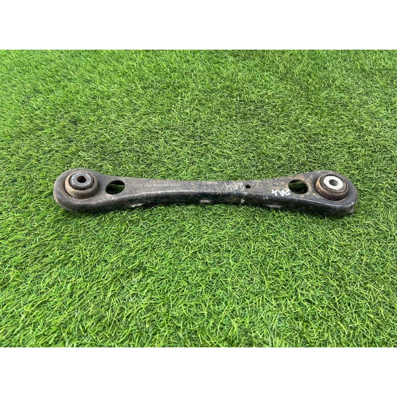 Рычаг подвески (подвеска) AUDI A4 B6 2003 1.8 BFB 8e0501529k