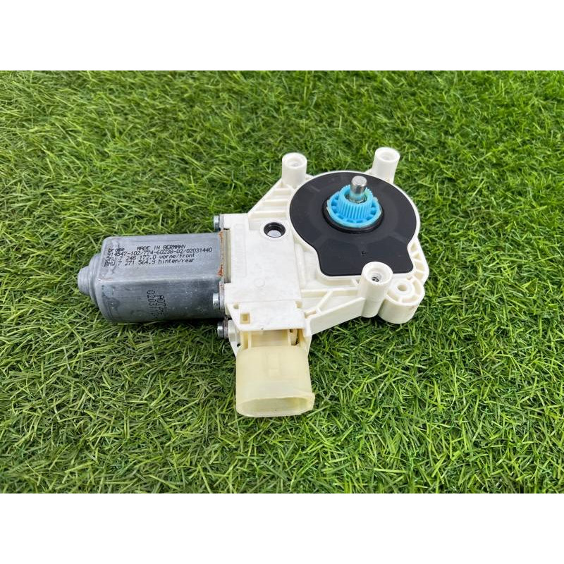 Мотор стеклоподъемника (электрика) BMW 5-series F10 2011 3.0 N55B30 51337271564