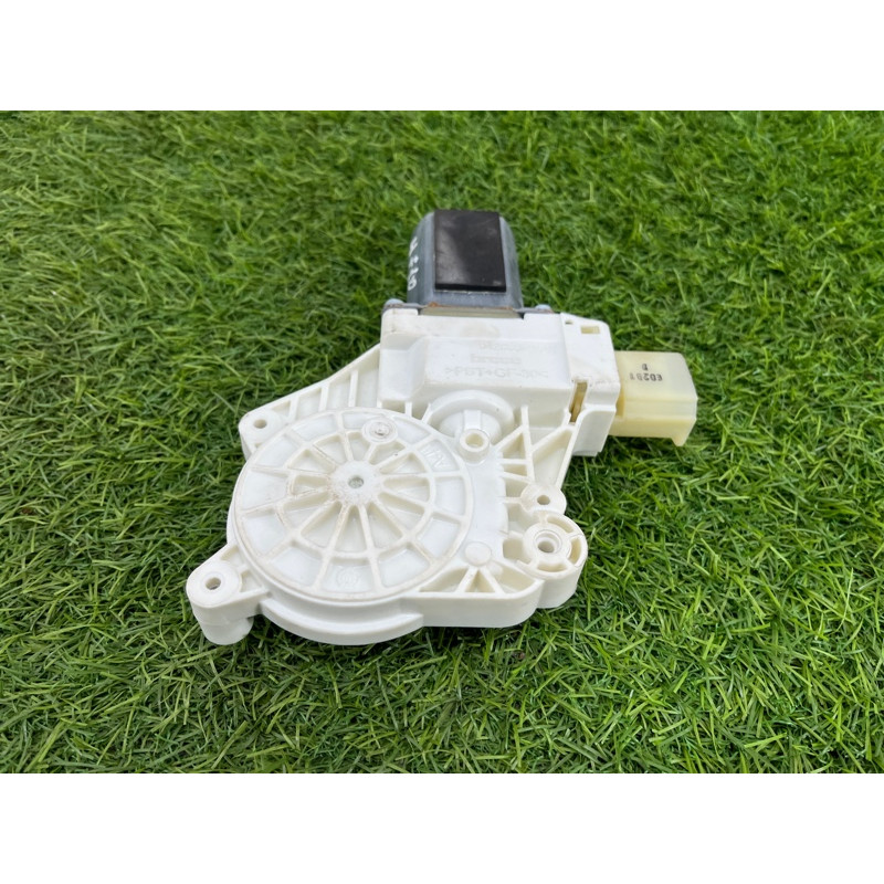 Мотор стеклоподъемника (электрика) BMW 5-series F10 2011 3.0 N55B30 51337271564