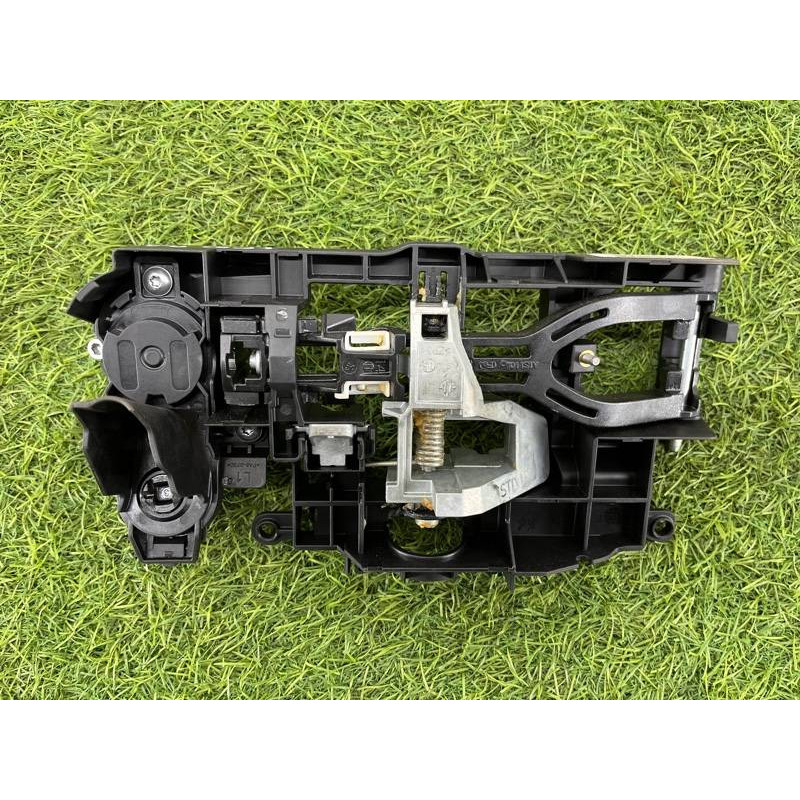 Кронштейн ручки двери (кузов и элементы) BMW 5-series F10 2013 N63B44 51217269355