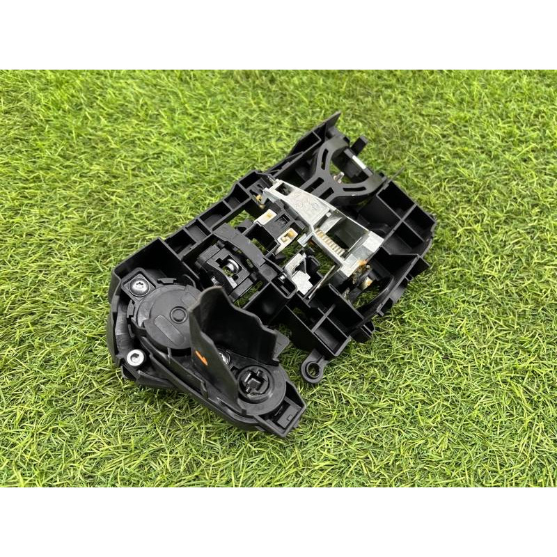 Кронштейн ручки двери (кузов и элементы) BMW 5-series F10 2013 N63B44 51217269355